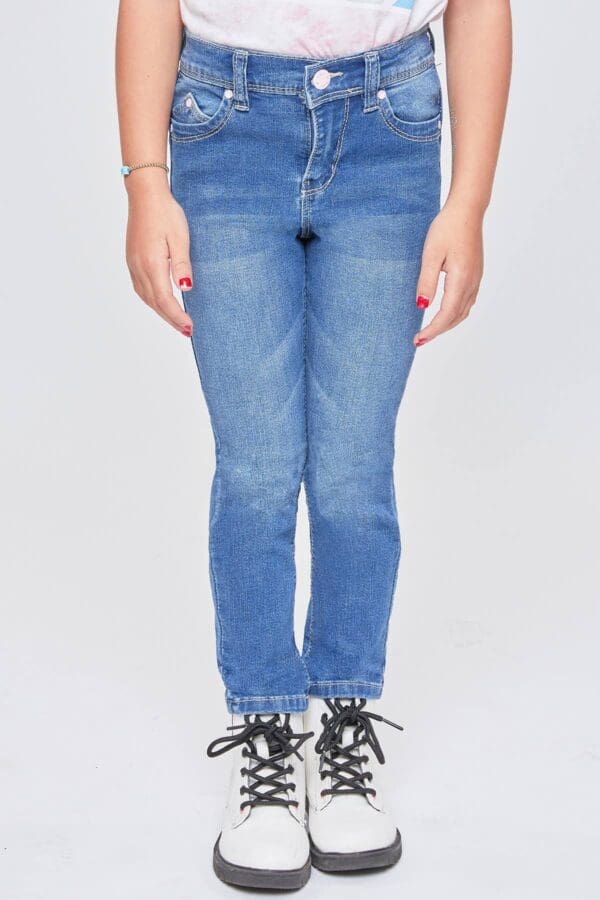 YMI Skinny Jean: Medium wash - Image 2