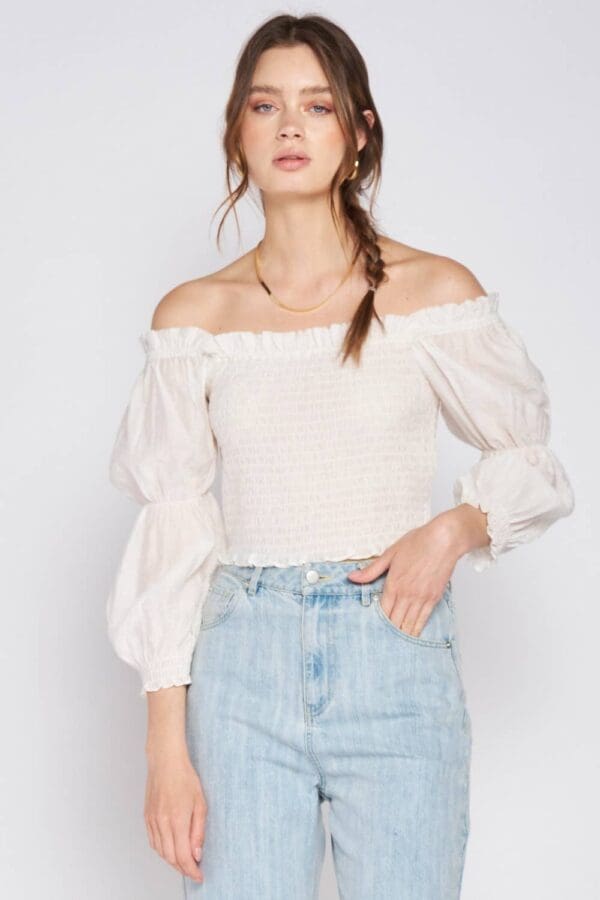 Emory Park OFF SHOULDER S SMOCKED CROP TOP WITH BUBBLE SLEEVES: WHITE, SMALL